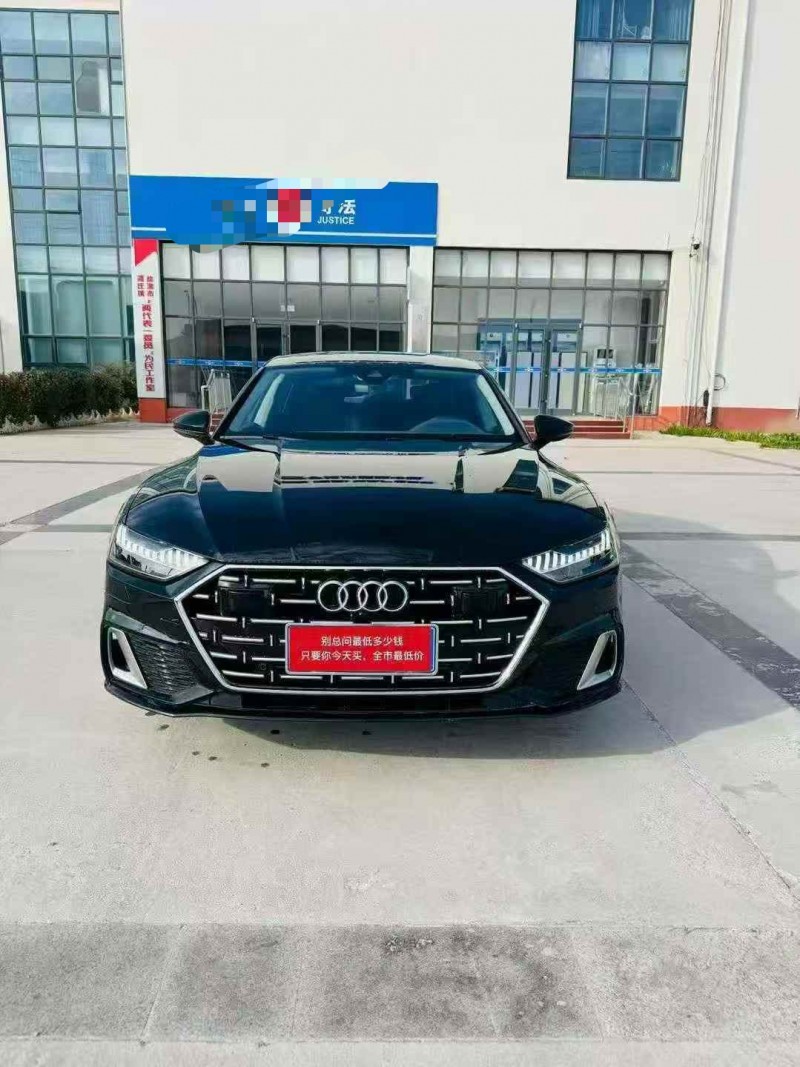 东营22年奥迪A7L1