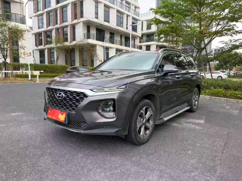 广州21年现代新胜达3