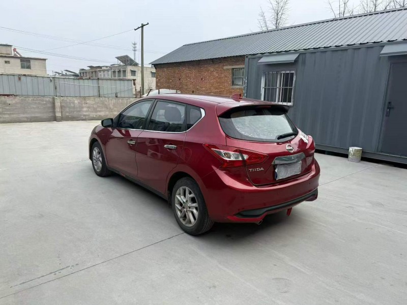 徐州21年日产骐达3