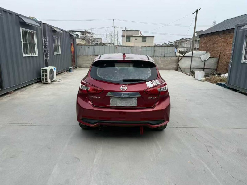 徐州21年日产骐达9