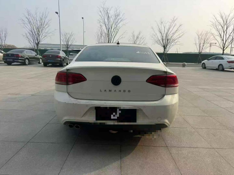 苏州16年大众凌渡9