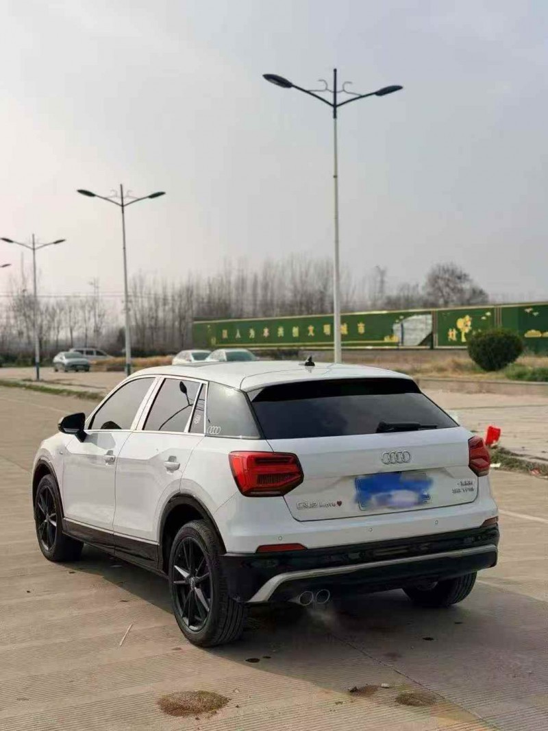 济宁20年奥迪Q27