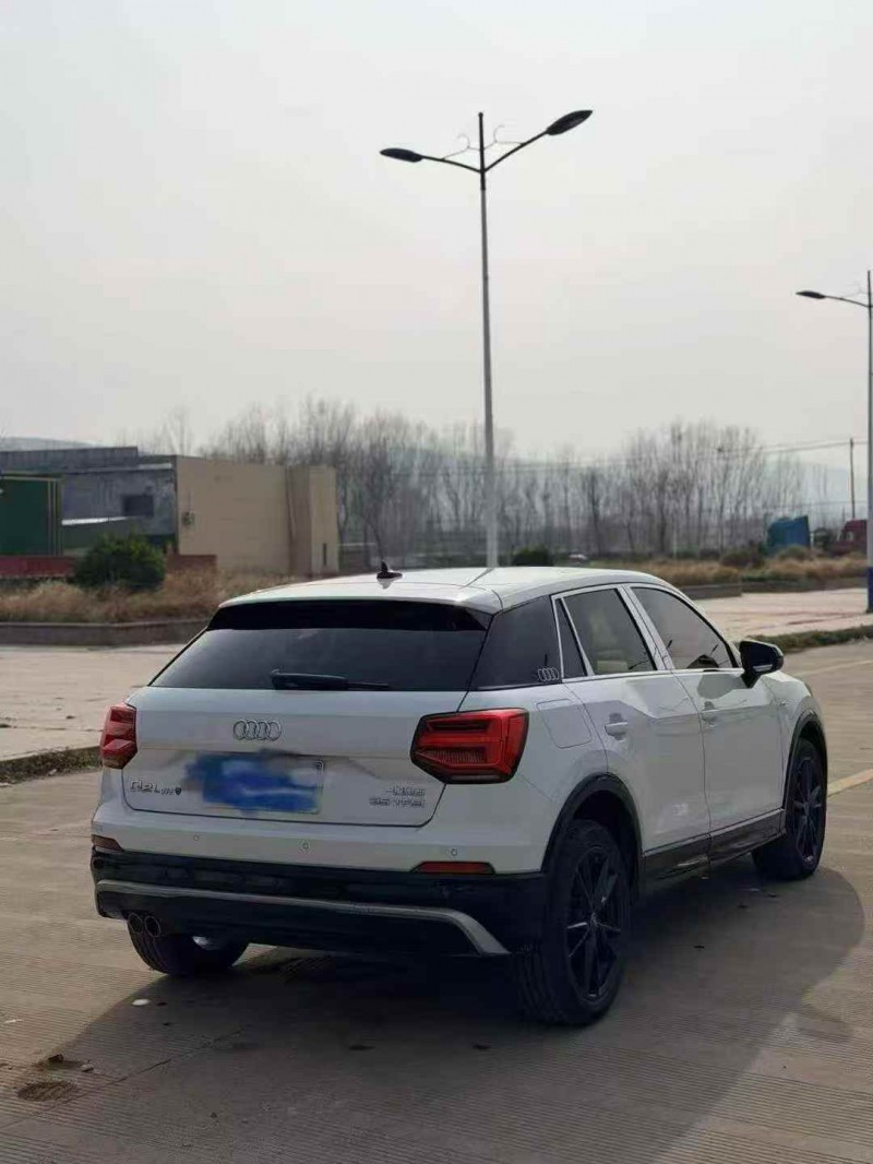 济宁20年奥迪Q28