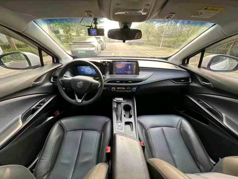 广州24年别克微蓝9