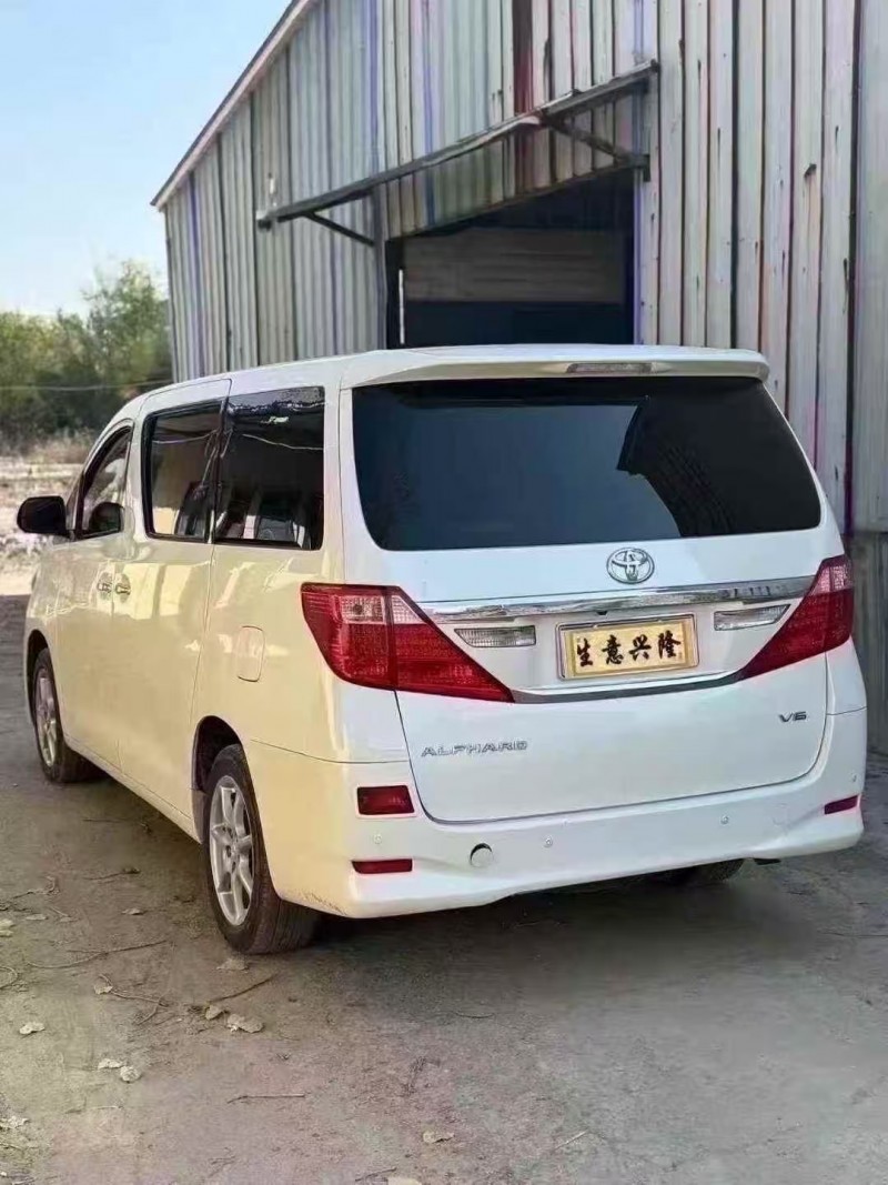 菏泽15年丰田埃尔法8