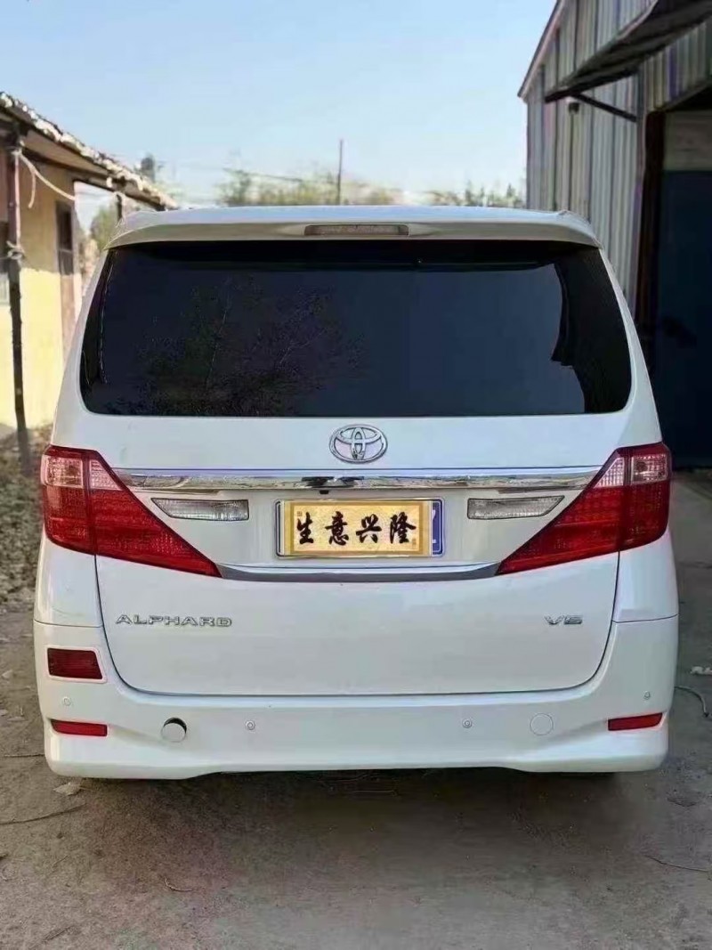 菏泽15年丰田埃尔法9