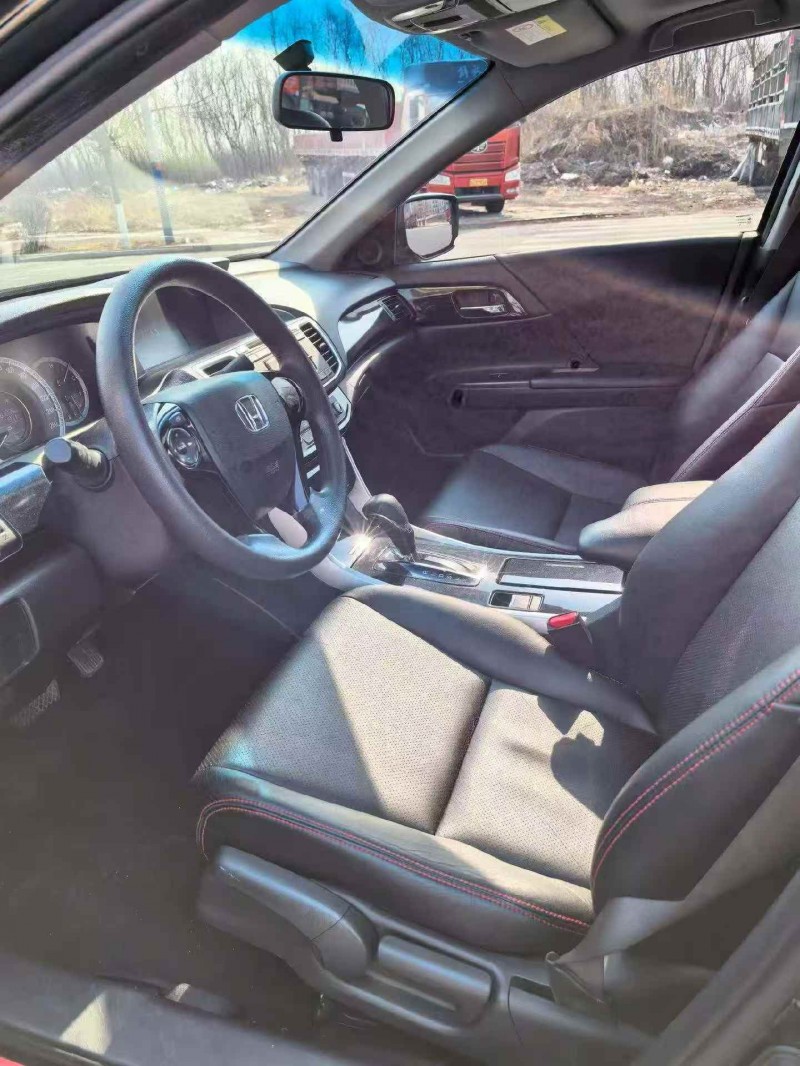 保定18年本田雅阁4