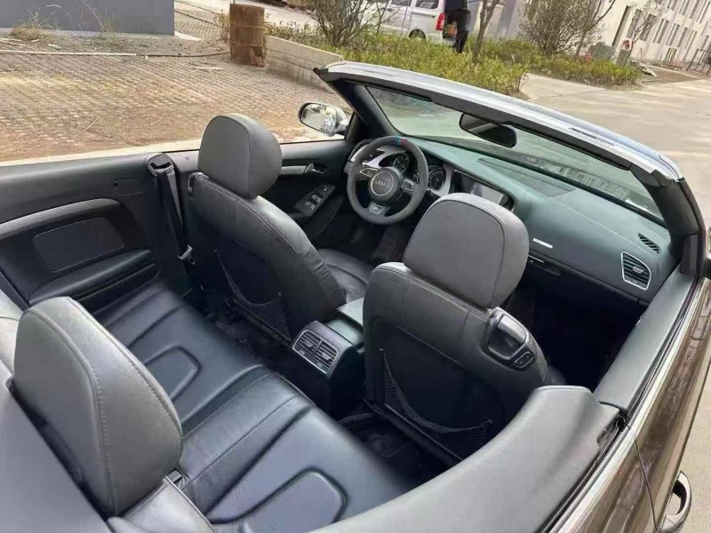 济宁16年奥迪A56