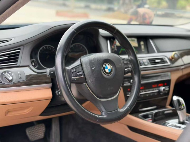 汕头14年宝马7系5