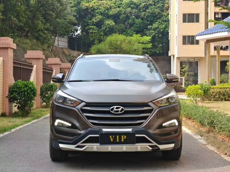 东莞16年现代途胜1