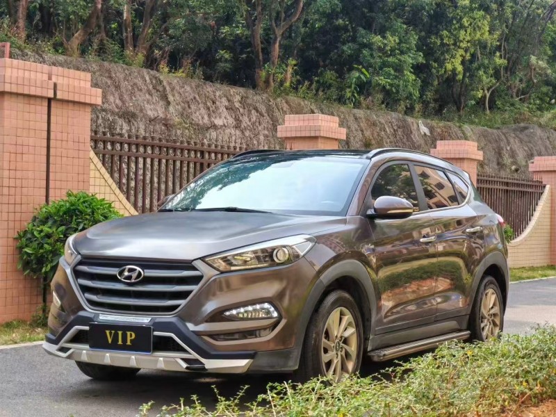 东莞16年现代途胜3