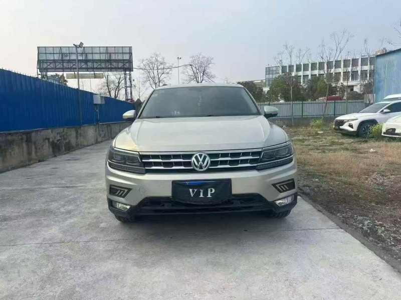 苏州17年大众途观1