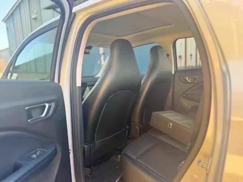 菏泽23年零跑汽车T035