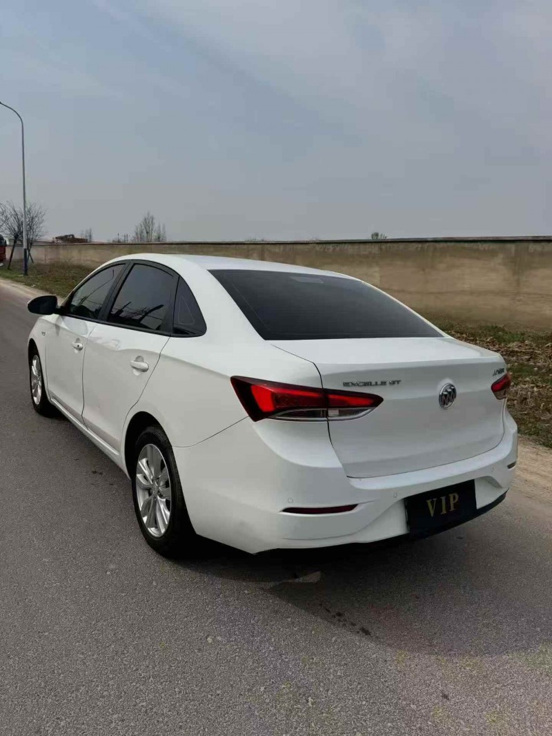 邢台22年别克英朗8