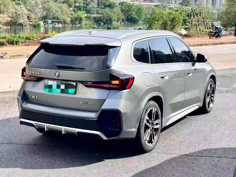 三明24年宝马IX7