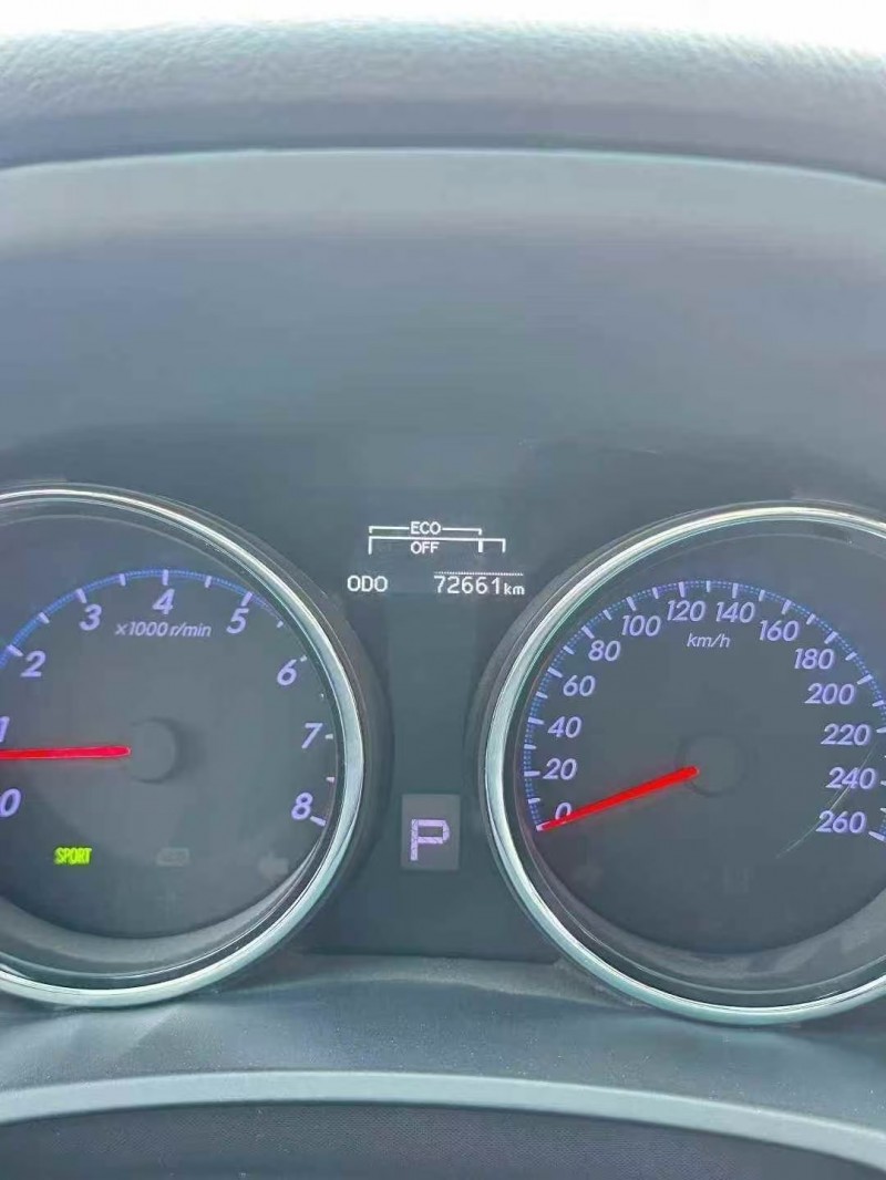 菏泽14年丰田锐志6