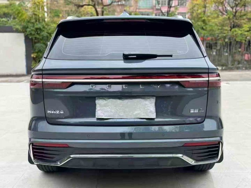 湛江25年吉利星越9