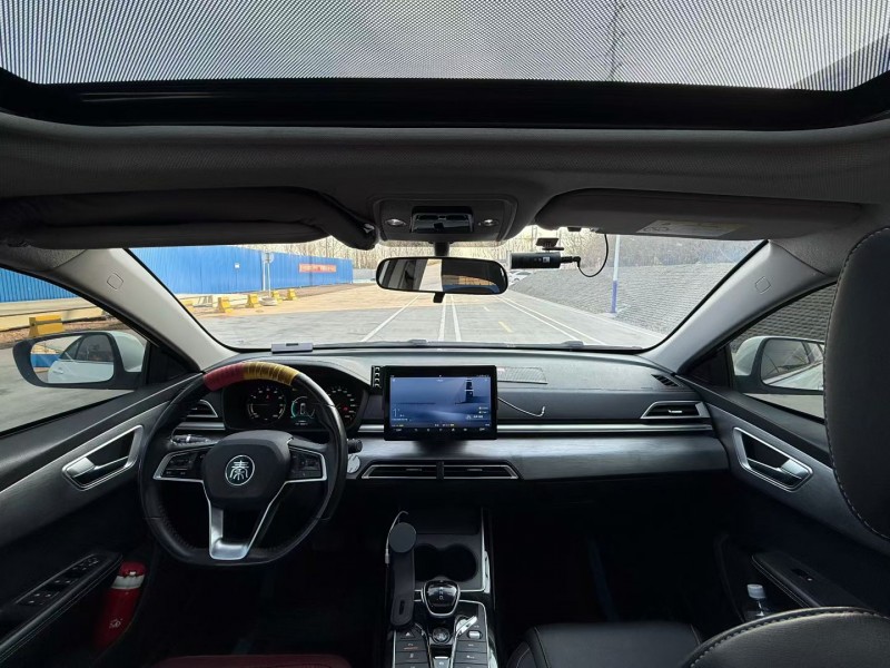 青岛23年比亚迪秦4