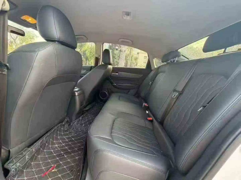 汕头25年东风风行6