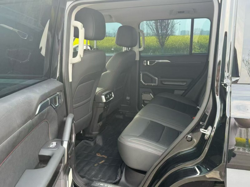 新乡25年奇瑞捷途3