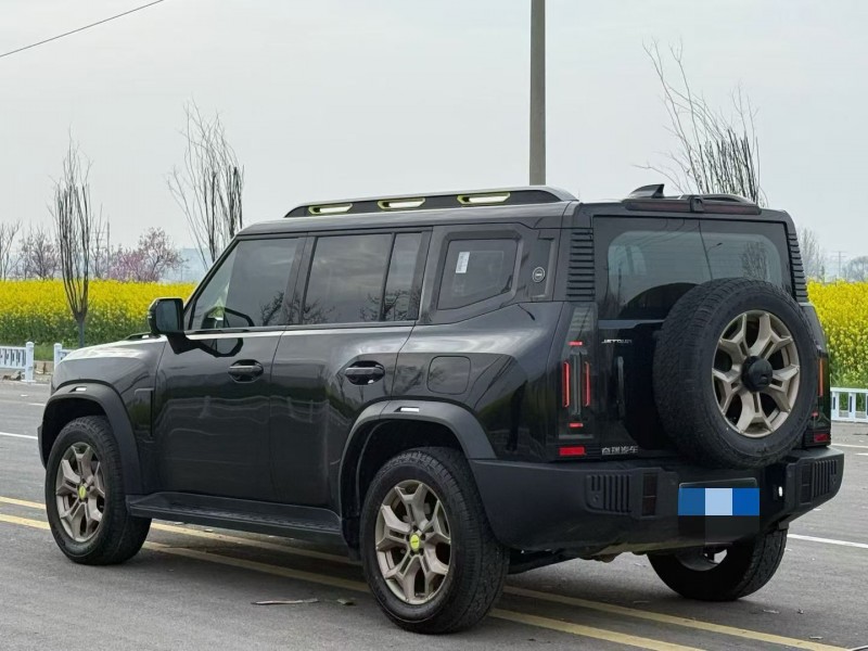 新乡25年奇瑞捷途7