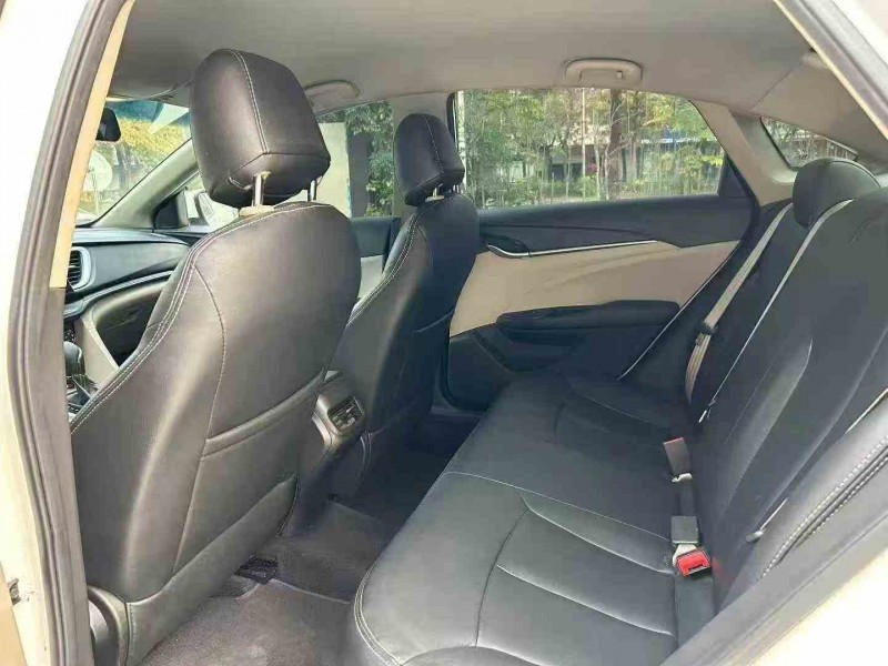 江门18年别克英朗5