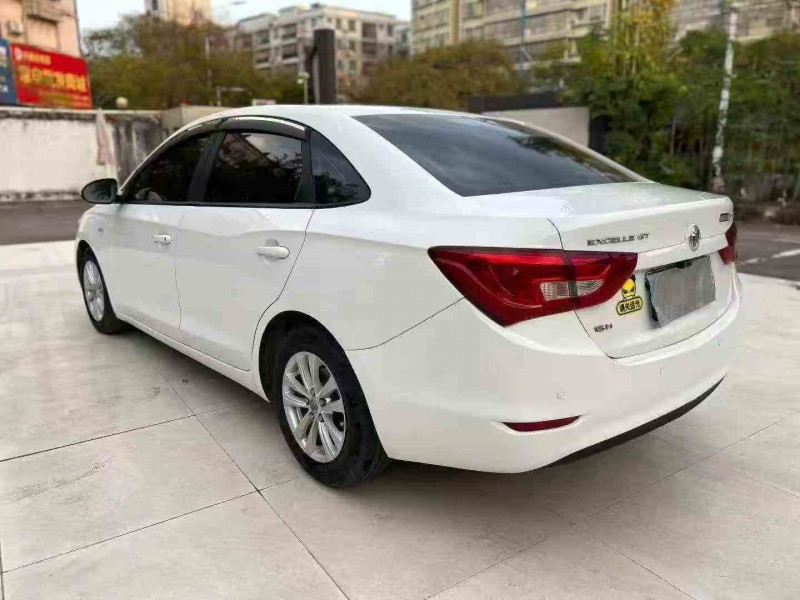 江门18年别克英朗7