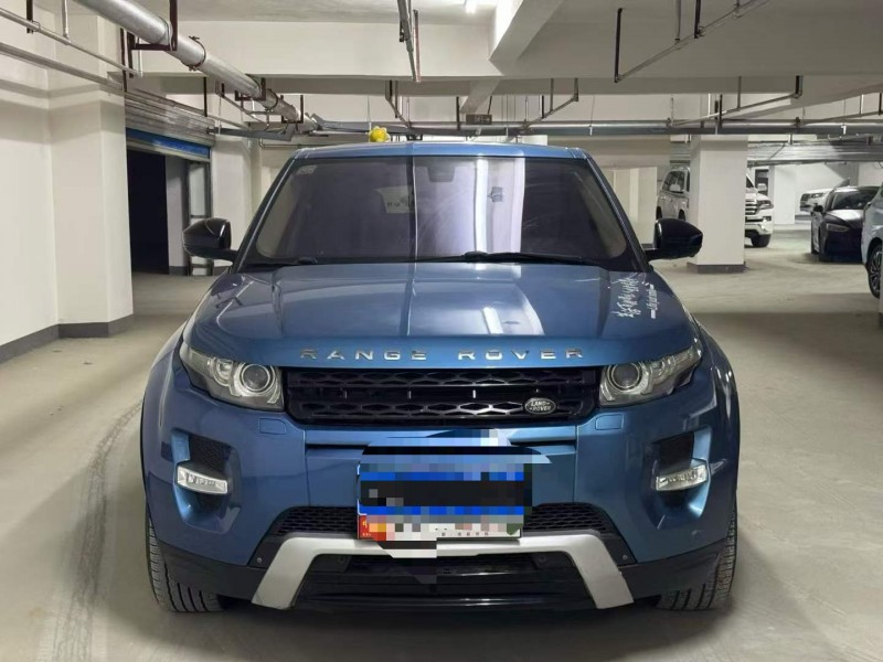 新乡15年路虎极光1