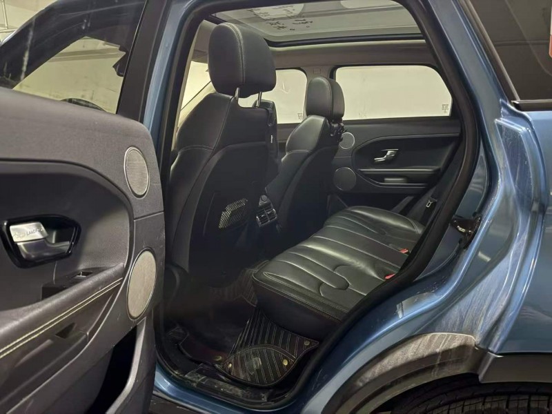 新乡15年路虎极光6