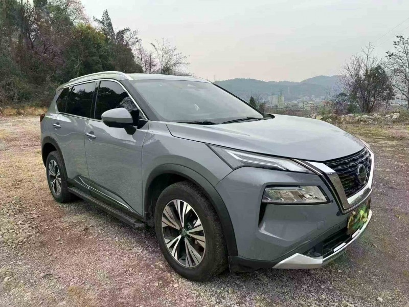 衡阳21年日产奇骏3