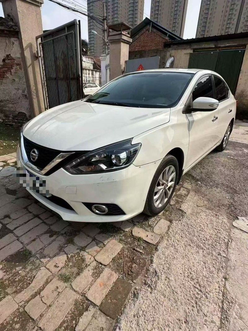 菏泽19年日产轩逸3