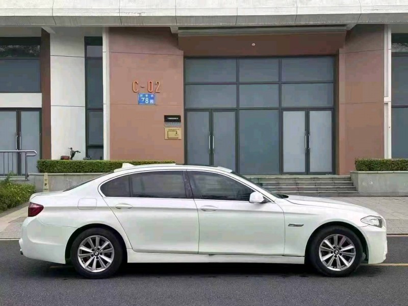 广州13年宝马5系4