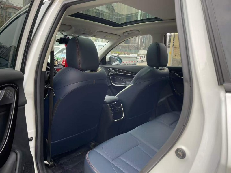 平顶山21年东风AX7pro5