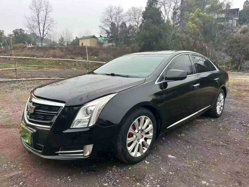 张家界17年凯迪拉克XTS3