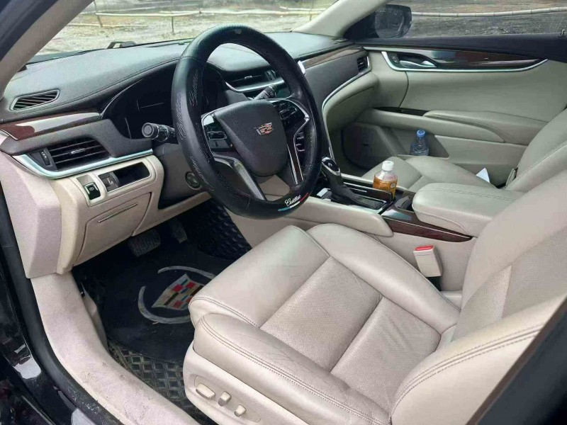 张家界17年凯迪拉克XTS6