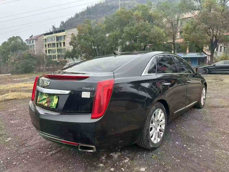 张家界17年凯迪拉克XTS9