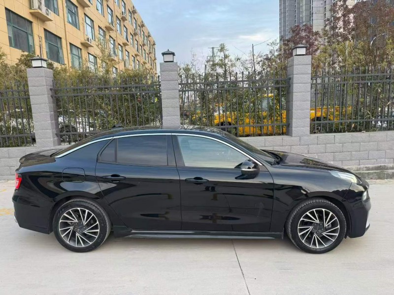 平顶山22年领克033