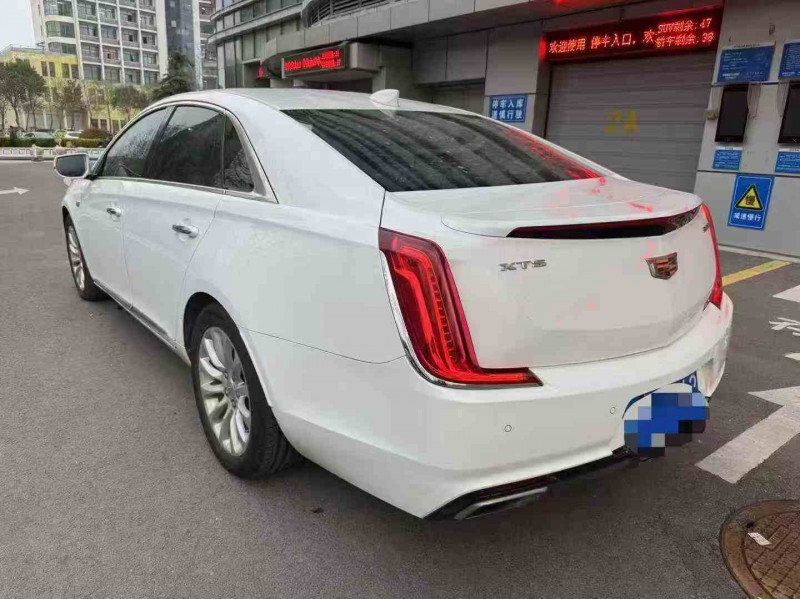 蚌埠18年凯迪拉克XTS8