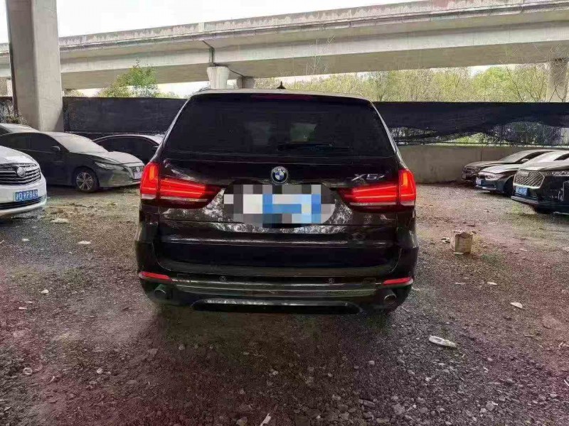 宁波17年宝马X57