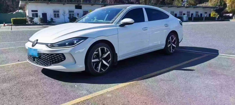 临沧25年大众凌渡3