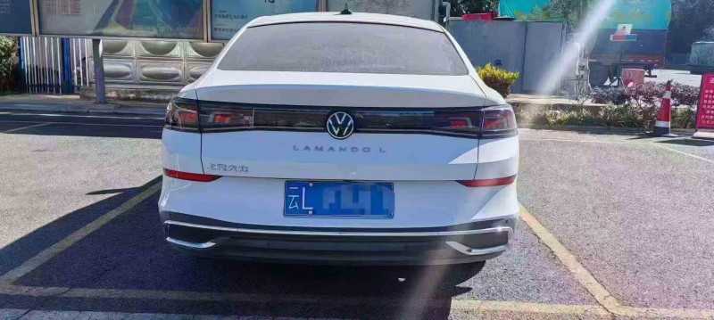 临沧25年大众凌渡9