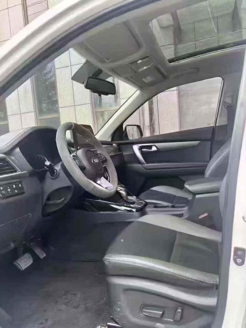 吉林20年起亚智跑7