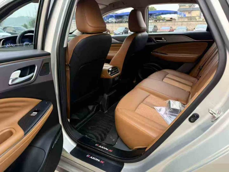 湛江20年传祺埃安S5