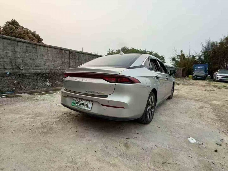 湛江20年传祺埃安S8