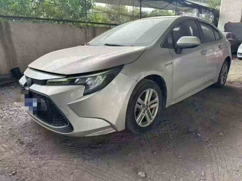 绍兴21年丰田雷凌1