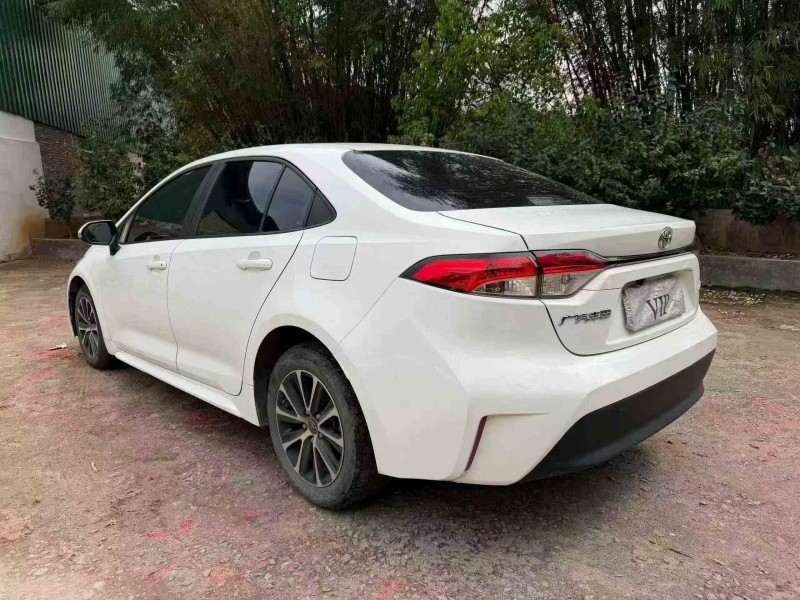 湛江22年丰田雷凌7