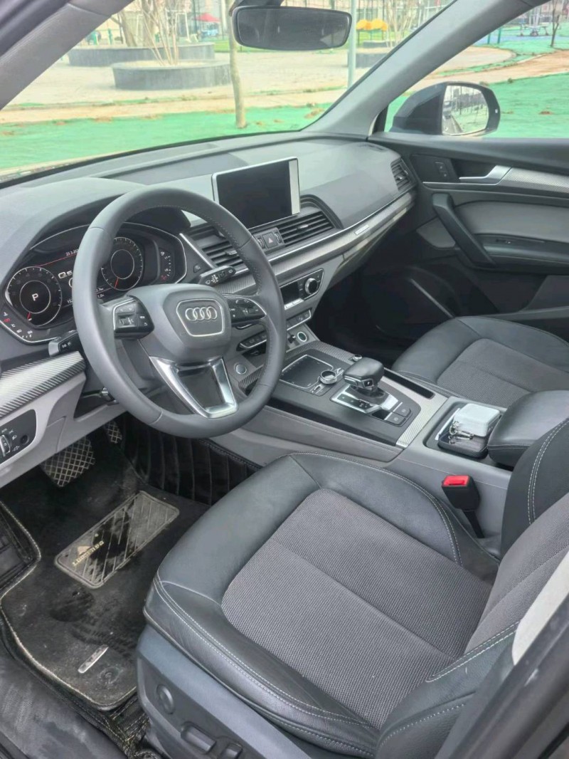 连云港19年奥迪Q53