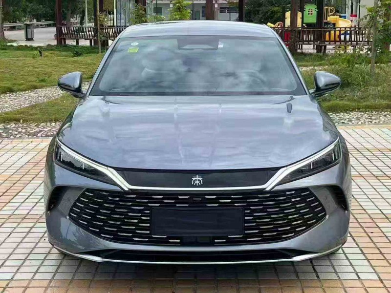 湛江25年比亚迪秦1