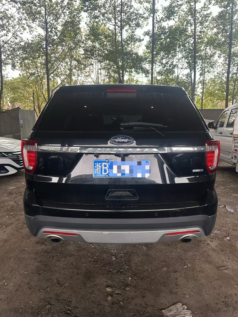 宁波17年福特探险者6