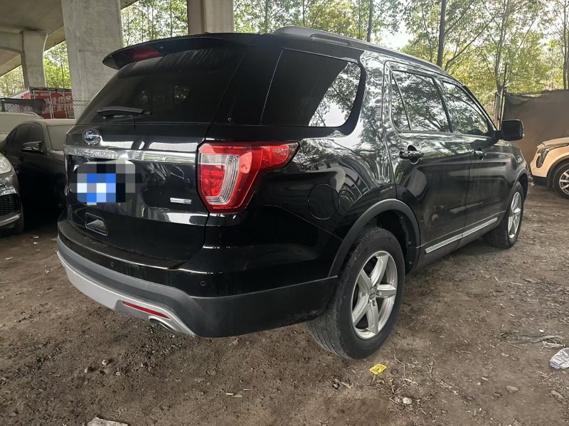 宁波17年福特探险者7